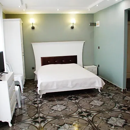 Riverside Vip аpartments Aparthotel 3*